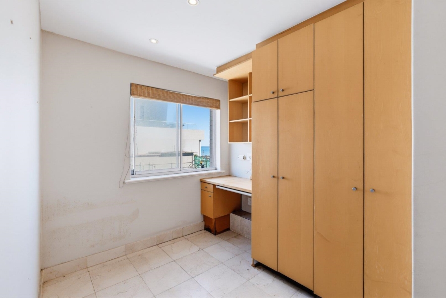 3 Bedroom Property for Sale in Mouille Point Western Cape